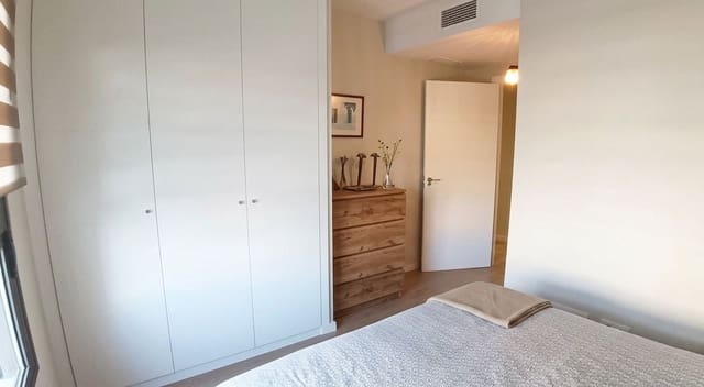 3 makuuhuone Huoneisto myytävänä paikassa Dénia mukana uima-altaan - 420 000 € (Ref: 9912359)