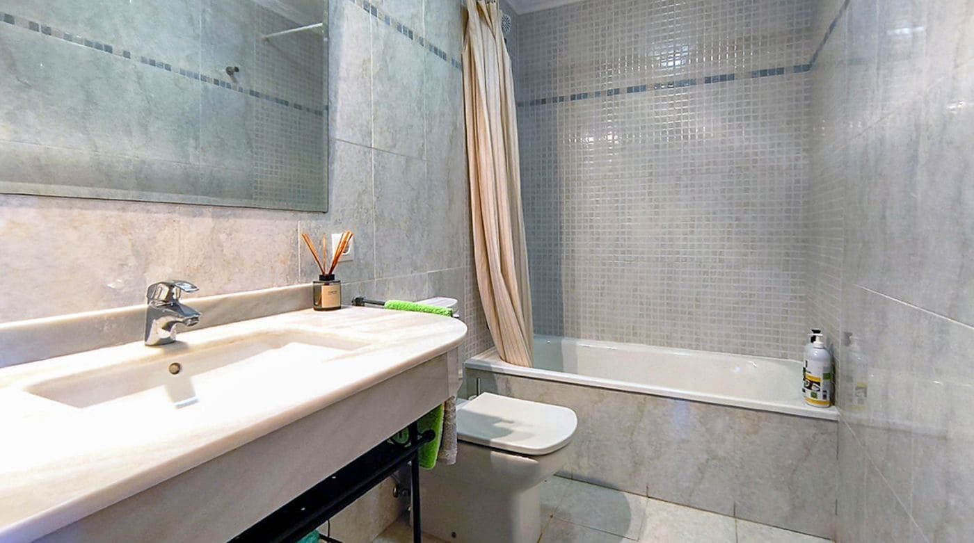 Ático de 2 habitaciones en Pedreguer en venta con piscina garaje - 240.000 € (Ref: 9912360)