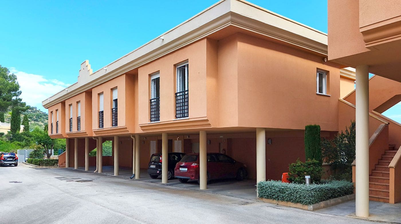 Ático de 2 habitaciones en Pedreguer en venta con piscina garaje - 240.000 € (Ref: 9912360)