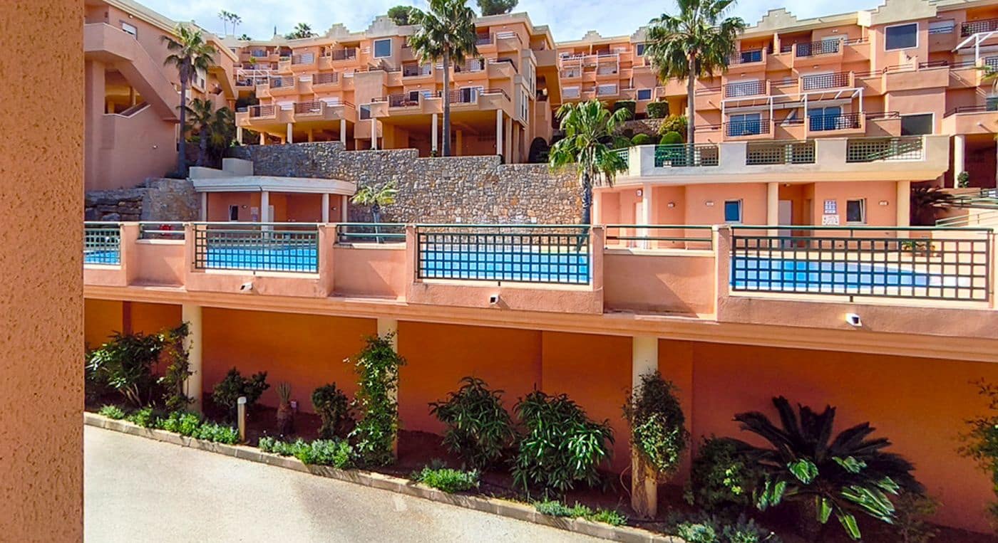 Ático de 2 habitaciones en Pedreguer en venta con piscina garaje - 240.000 € (Ref: 9912360)