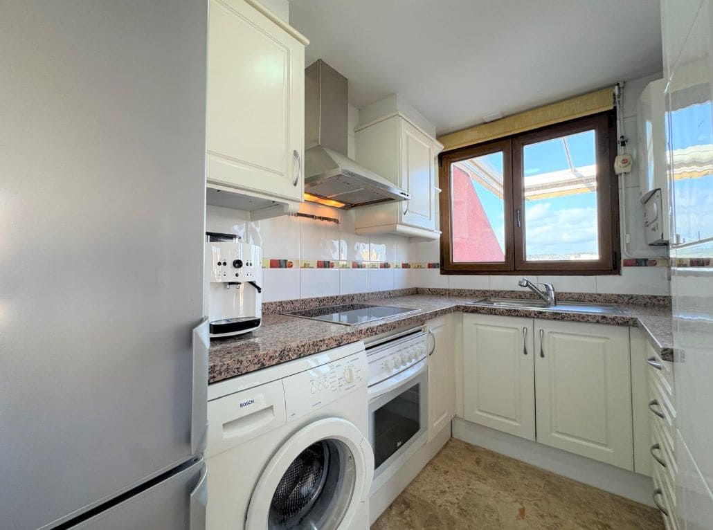 Ático de 2 habitaciones en Dénia en venta con garaje - 349.000 € (Ref: 9912361)