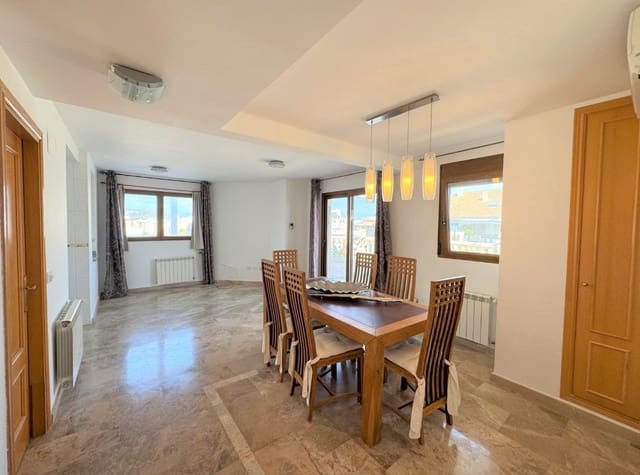 Ático de 2 habitaciones en Dénia en venta con garaje - 349.000 € (Ref: 9912361)