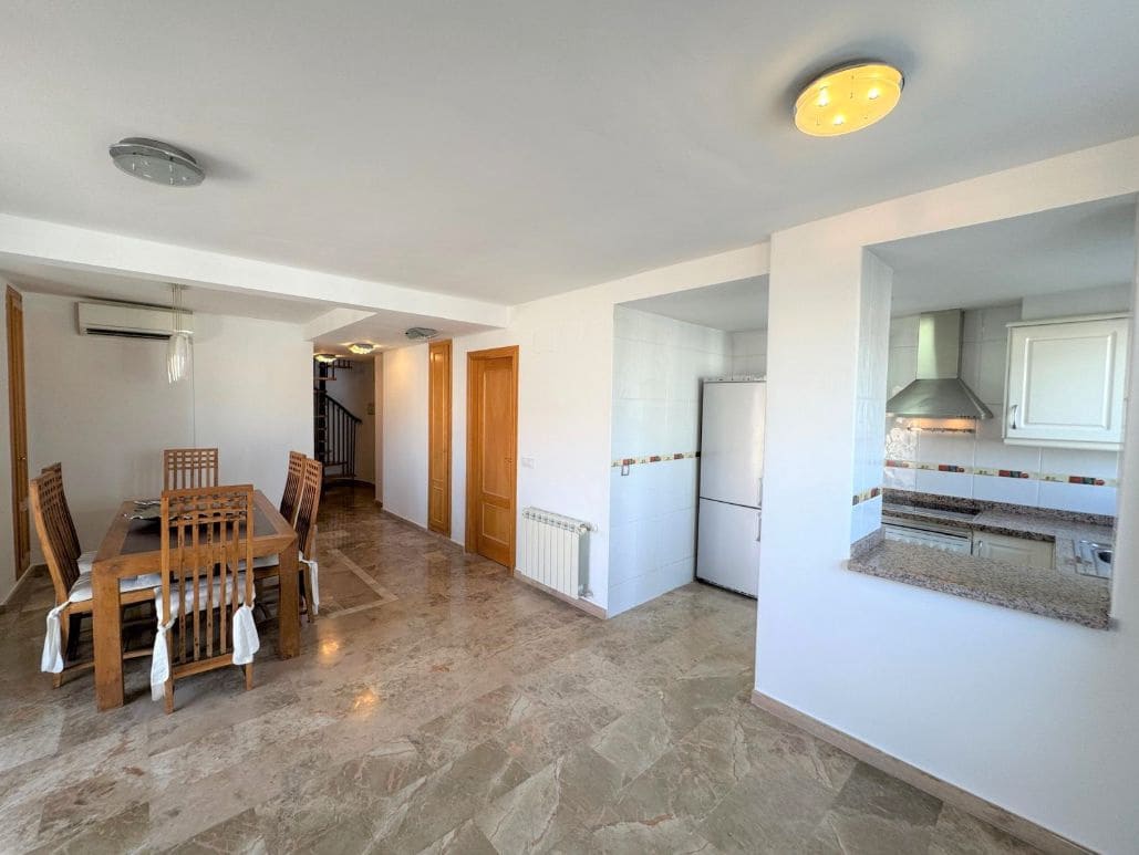 Ático de 2 habitaciones en Dénia en venta con garaje - 349.000 € (Ref: 9912361)