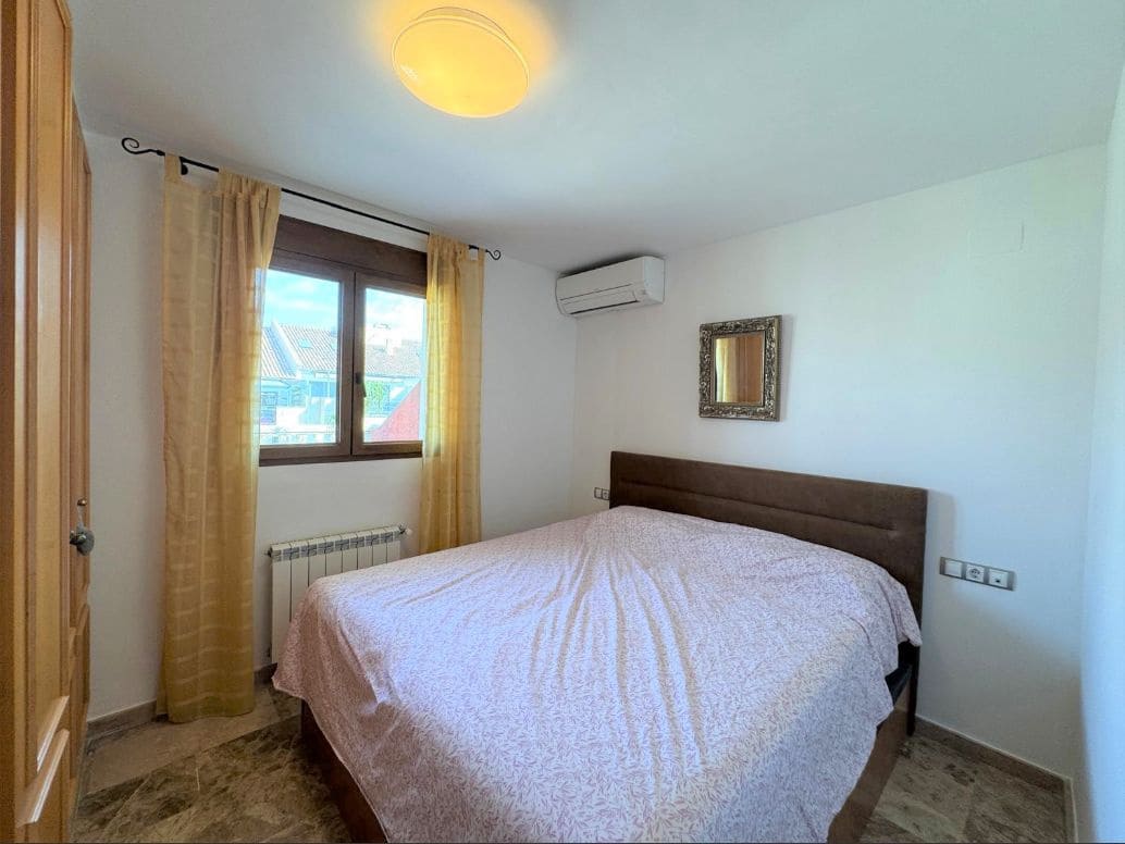 Ático de 2 habitaciones en Dénia en venta con garaje - 349.000 € (Ref: 9912361)