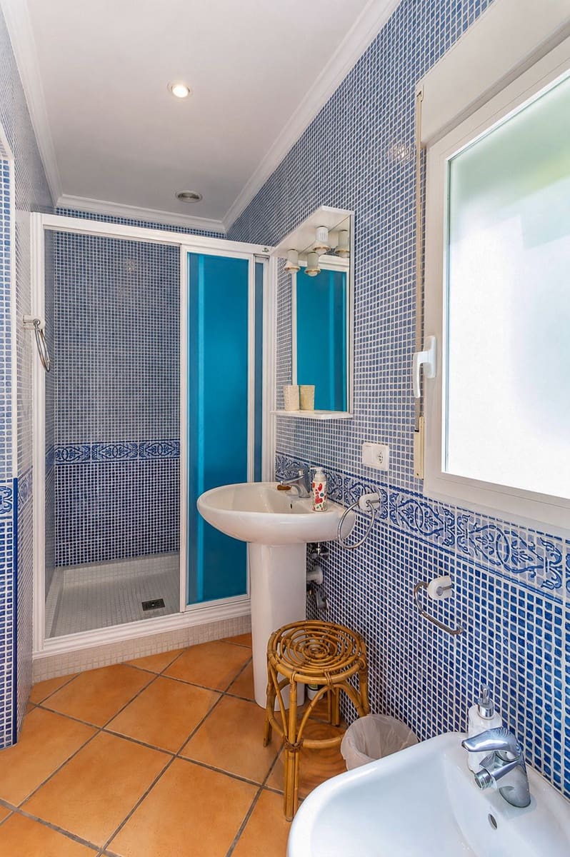 5 soverom Villa til salgs i Denia med svømmebasseng garasje - € 1 395 000 (Ref: 9977670)