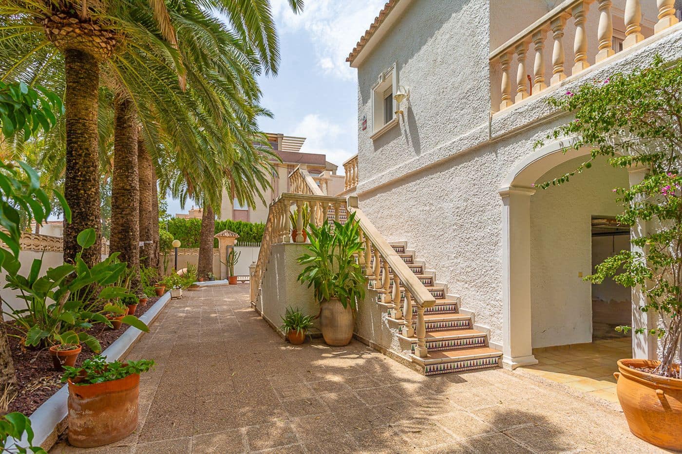 5 soverom Villa til salgs i Denia med svømmebasseng garasje - € 1 395 000 (Ref: 9977670)