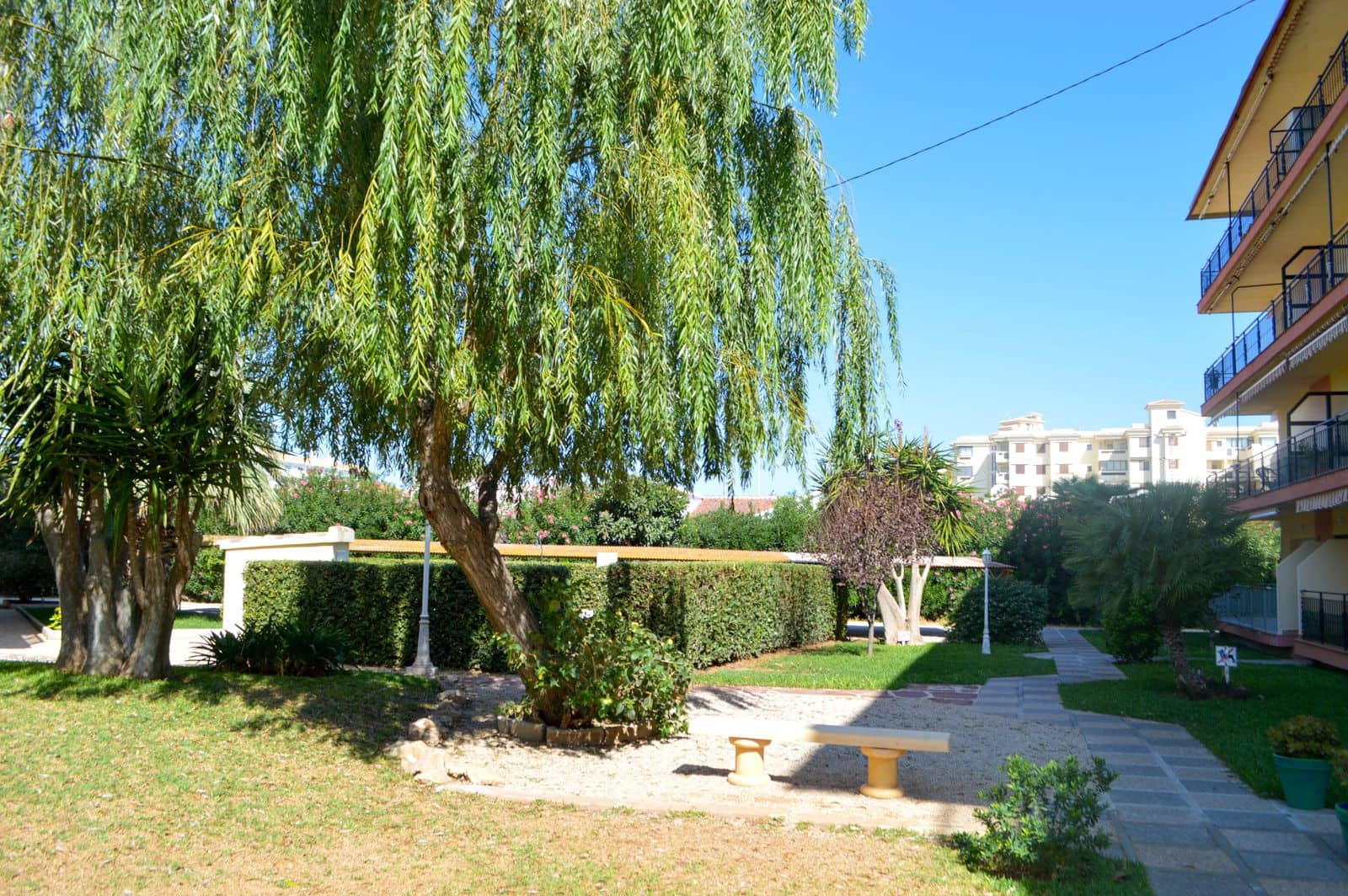 1 soverom Leilighet til salgs i Denia med garasje - € 149 500 (Ref: 9977671)