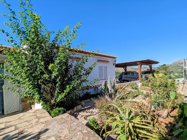 Chalet de 3 habitaciones en La Sella en venta con piscina garaje - 525.000 € (Ref: 9977672)