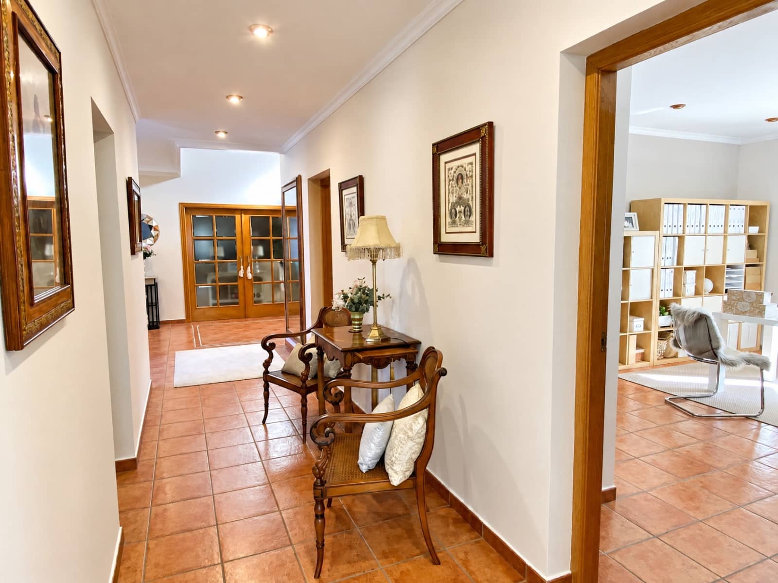 6 bedroom Villa for sale in Orba with pool garage - € 890,000 (Ref: 9977676)