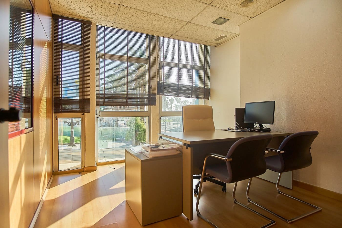 Office for sale in Las Palmas de Gran Canaria with garage - € 290,000 (Ref: 7233650)