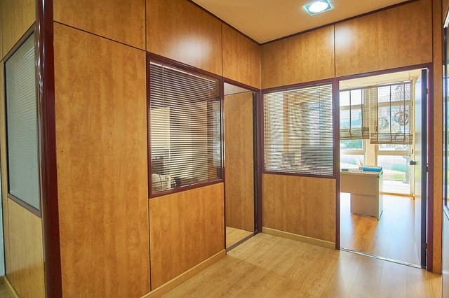 Kontor til salg i Santa Catalina - Canteras, Las Palmas de Gran Canaria med garage - € 290.000 (Ref: 7233650)