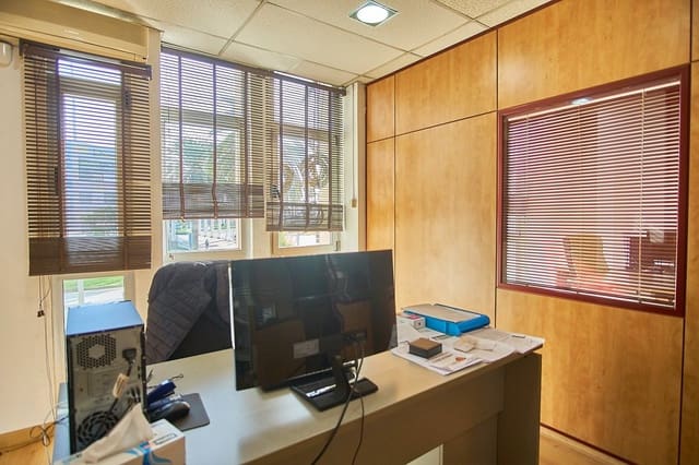 Kontor til salg i Santa Catalina - Canteras, Las Palmas de Gran Canaria med garage - € 290.000 (Ref: 7233650)