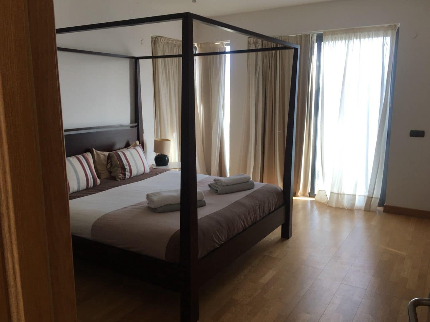 4 slaapkamer Villa te koop in Salobre Golf met zwembad garage - € 2.041.000 (Ref: 7365292)