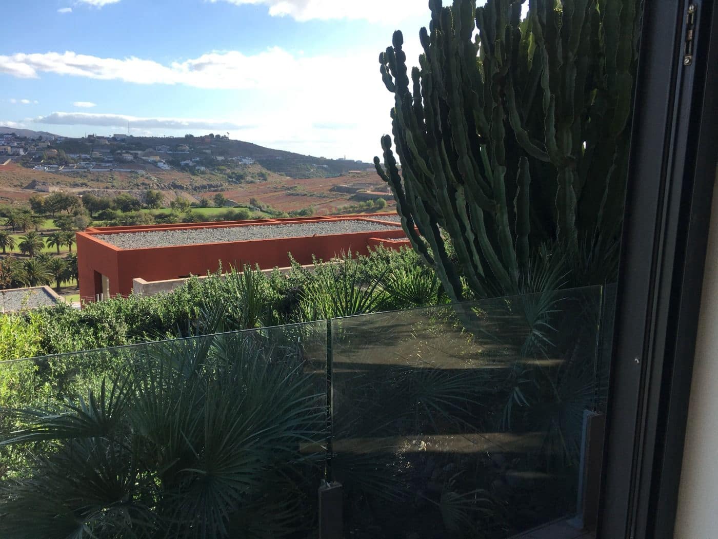 4 slaapkamer Villa te koop in Salobre Golf met zwembad garage - € 2.041.000 (Ref: 7365292)