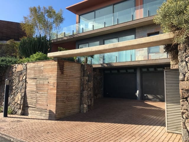 4 slaapkamer Villa te koop in Salobre Golf, San Bartolomé de Tirajana met zwembad garage - € 2.041.000 (Ref: 7365292)