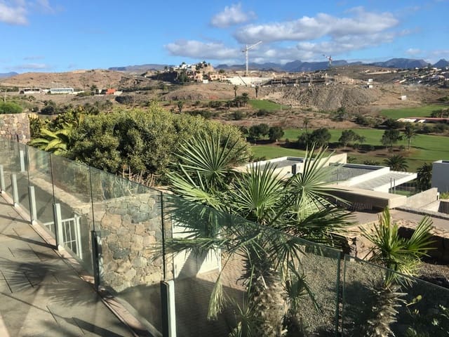 4 slaapkamer Villa te koop in Salobre Golf, San Bartolomé de Tirajana met zwembad garage - € 2.041.000 (Ref: 7365292)