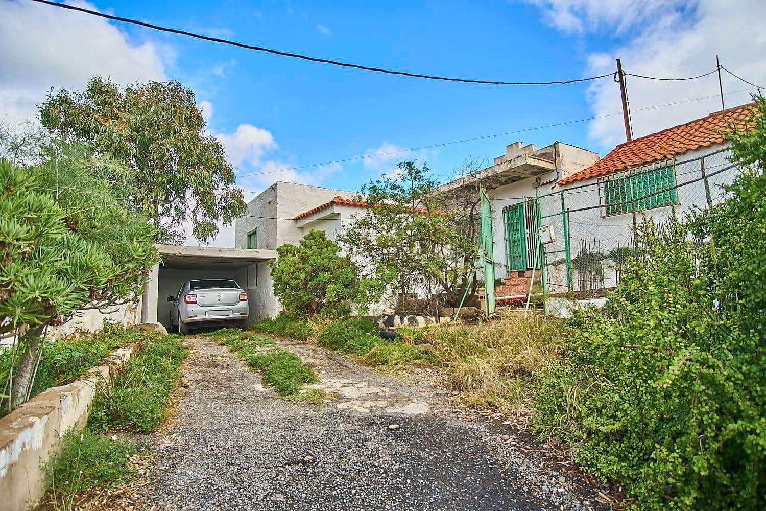 9 slaapkamer Finca/Landhuis te koop in Marzagan met garage - € 599.000 (Ref: 7412206)