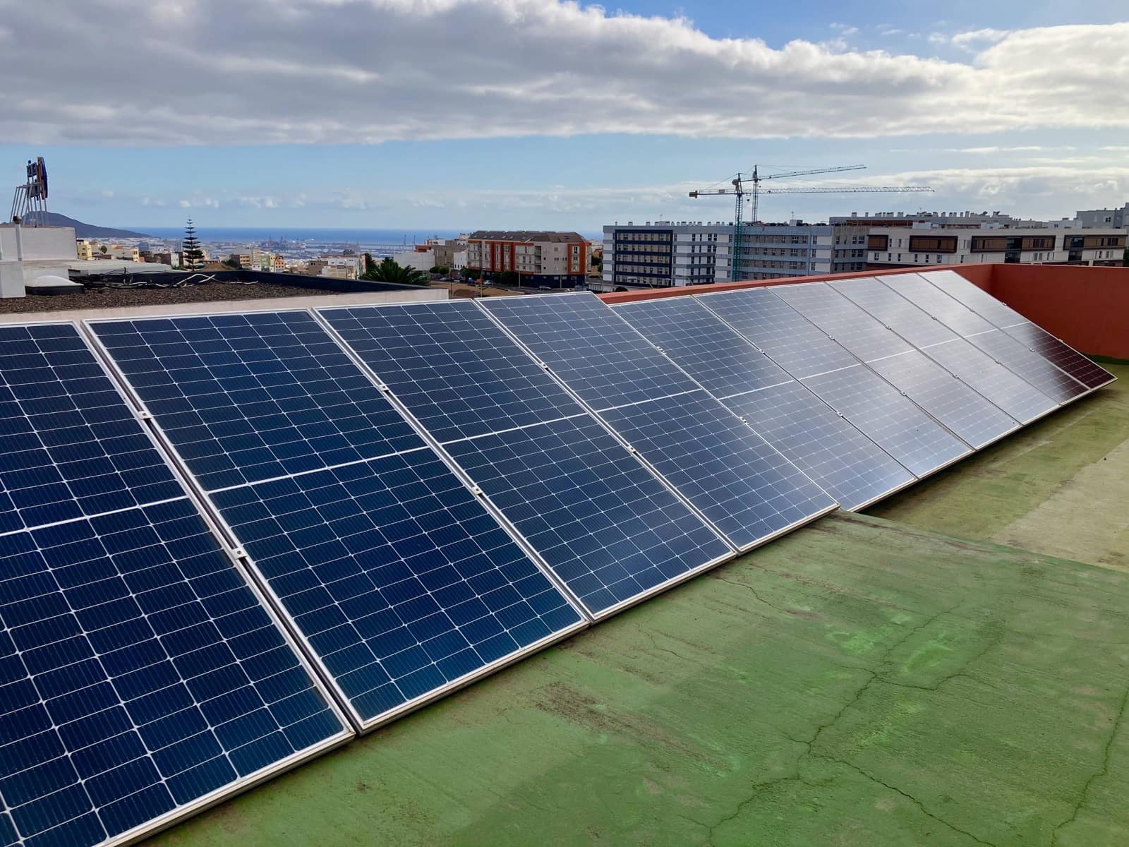 2 soverom Kommersiell til salgs i Las Palmas de Gran Canaria med garasje - € 1 200 000 (Ref: 7423217)