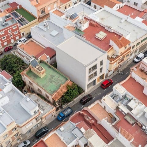 Terrain à Bâtir à vendre à Tamaraceite, Las Palmas de Gran Canaria - 106 420 € (Ref: 7677501)