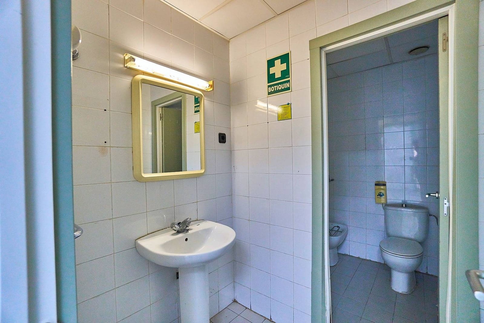 Commercieel te huur in Las Palmas de Gran Canaria - € 2.500 (Ref: 7732123)