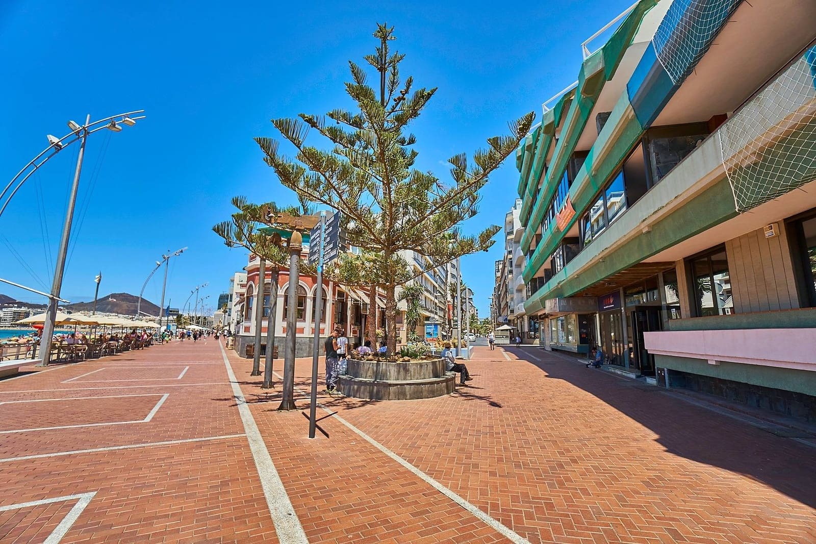 Commercieel te huur in Las Palmas de Gran Canaria - € 2.500 (Ref: 7732123)