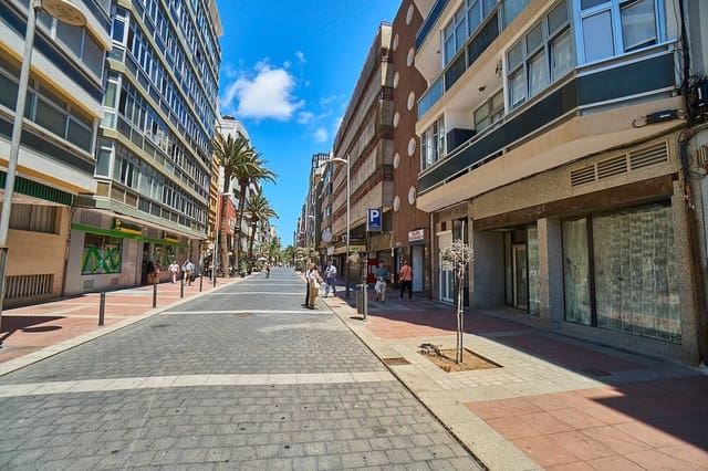 Gewerbe zu vermieten in Santa Catalina - Canteras, Las Palmas de Gran Canaria - 2.500 € (Ref: 7732123)