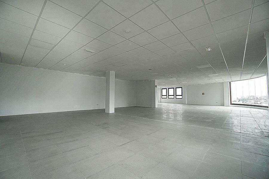 Escritório para arrendar em Las Palmas de Gran Canaria com garagem - 1 500 € (Ref: 7798661)