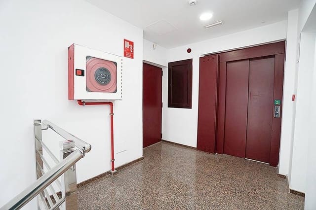 Kontor att hyra i Miller, Las Palmas de Gran Canaria med garage - 1 500 € (Ref: 7798661)