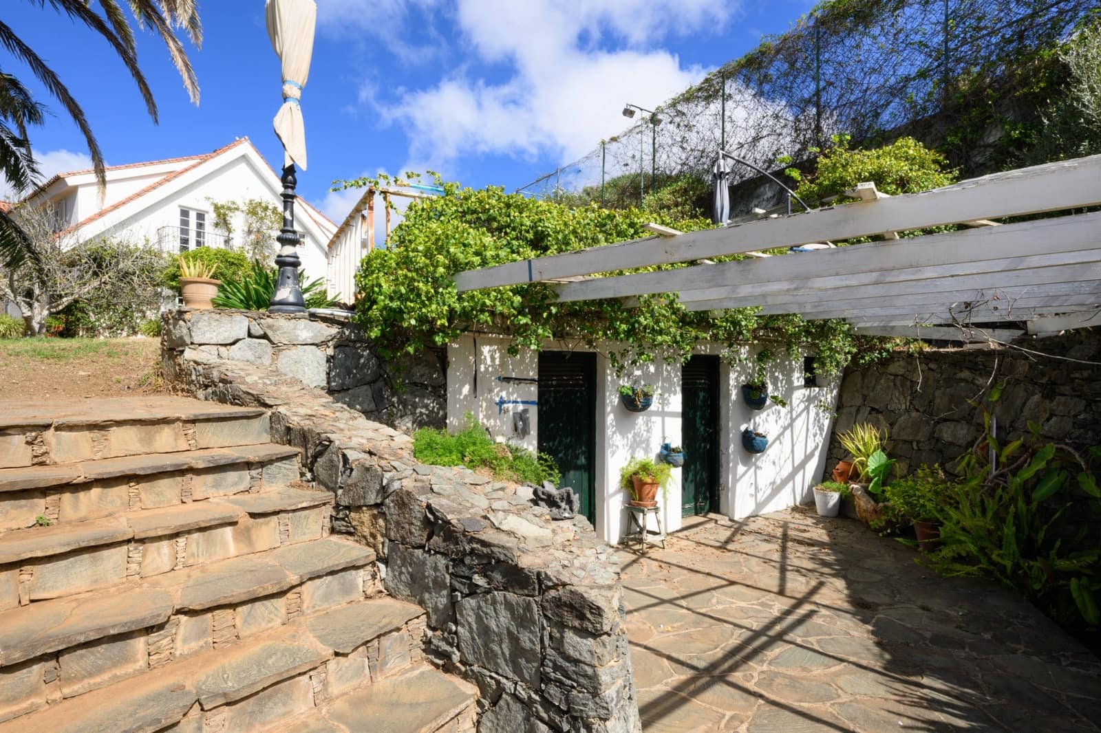 8 Zimmer Villa zu verkaufen in Santa Brigida mit Pool Garage - 2.800.000 € (Ref: 7836170)