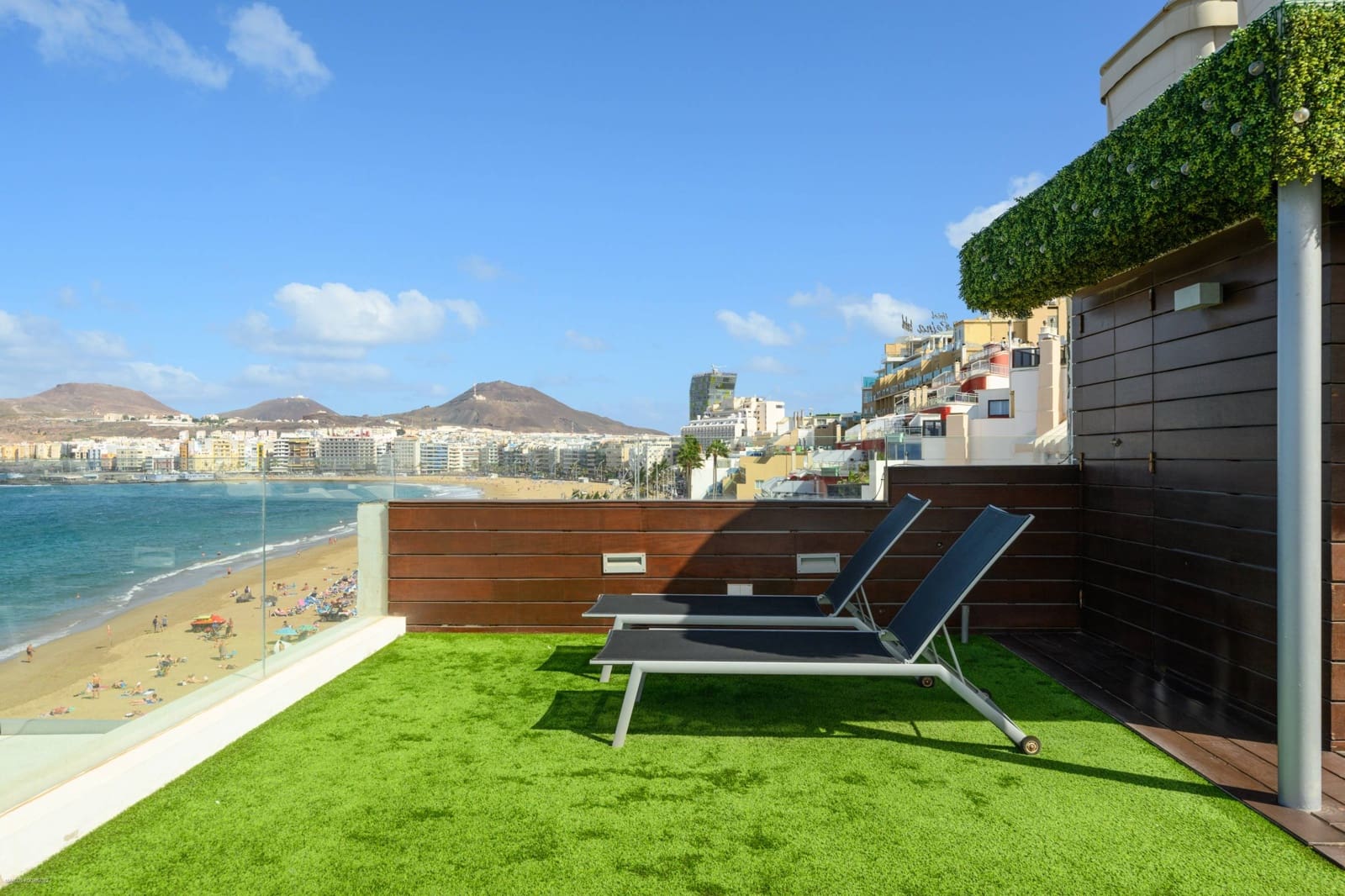 2 soveværelse Penthouse til salg i Las Palmas de Gran Canaria - € 1.120.000 (Ref: 7913155)