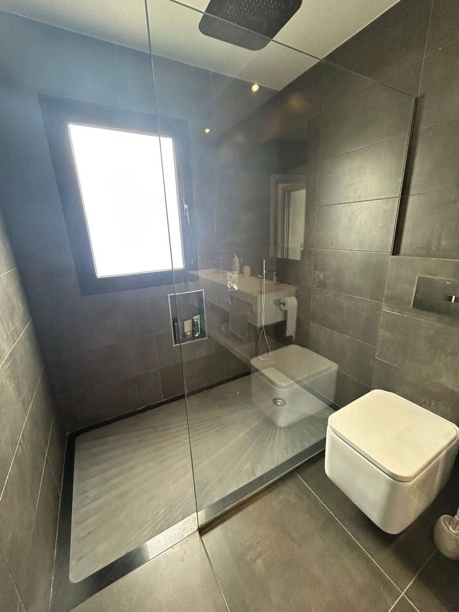 4 sypialnia Willa do wynajęcia w San Bartolome de Tirajana z basenem garażem - 6 000 € (Ref: 7954072)