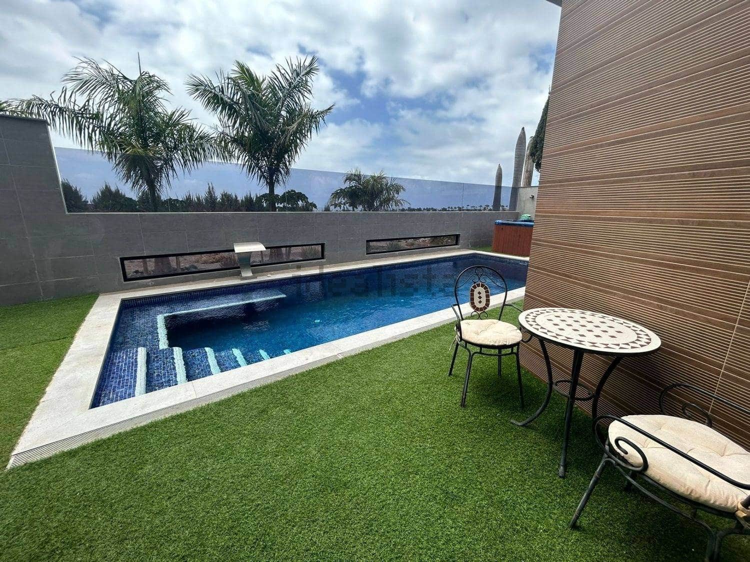 4 sypialnia Willa do wynajęcia w San Bartolome de Tirajana z basenem garażem - 6 000 € (Ref: 7954072)