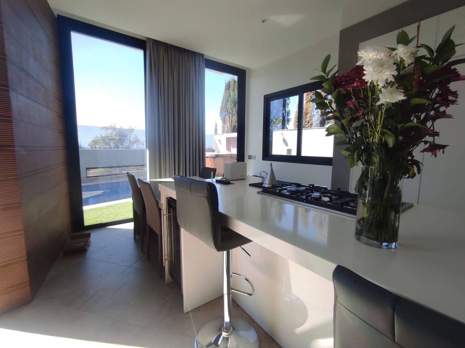 4 sypialnia Willa do wynajęcia w San Bartolome de Tirajana z basenem garażem - 6 000 € (Ref: 7954072)