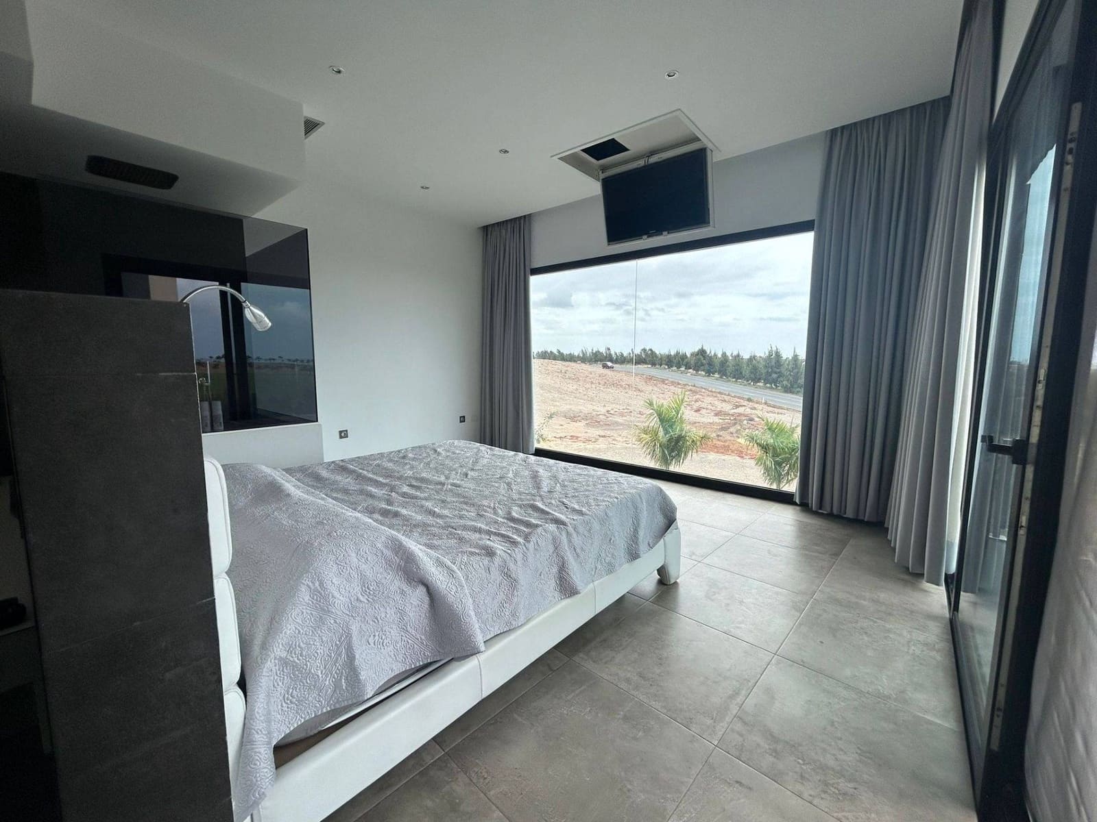 4 sypialnia Willa do wynajęcia w San Bartolome de Tirajana z basenem garażem - 6 000 € (Ref: 7954072)