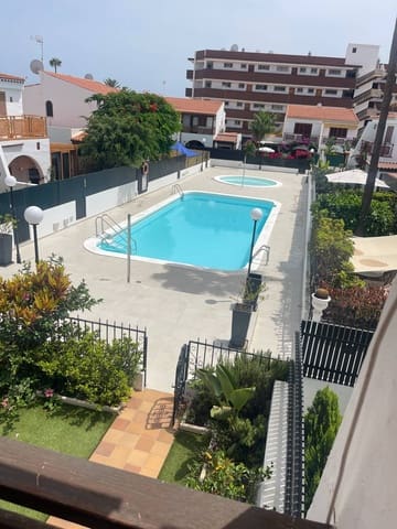 2 bedroom Apartment for rent in Playa del Inglés, San Bartolomé de Tirajana with pool garage - € 2,000 (Ref: 7994021)