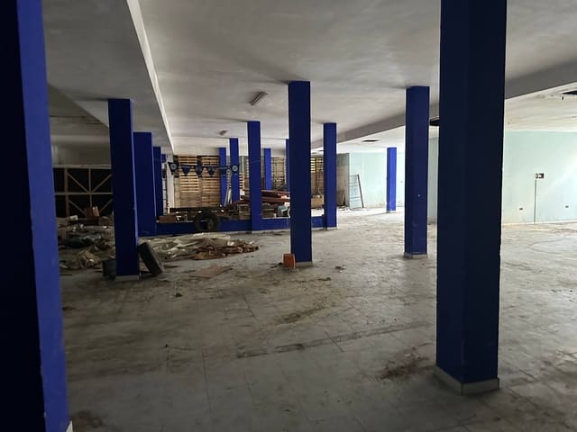 Kommersiell til salgs i Corralejo, La Oliva - € 514 900 (Ref: 8048130)