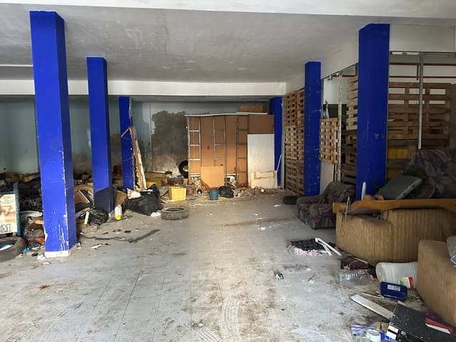 Kommersiell til salgs i Corralejo, La Oliva - € 514 900 (Ref: 8048130)