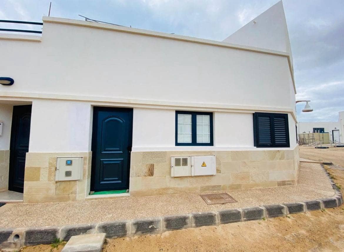 5 soveværelse Villa til salg i Teguise - € 990.000 (Ref: 8093725)