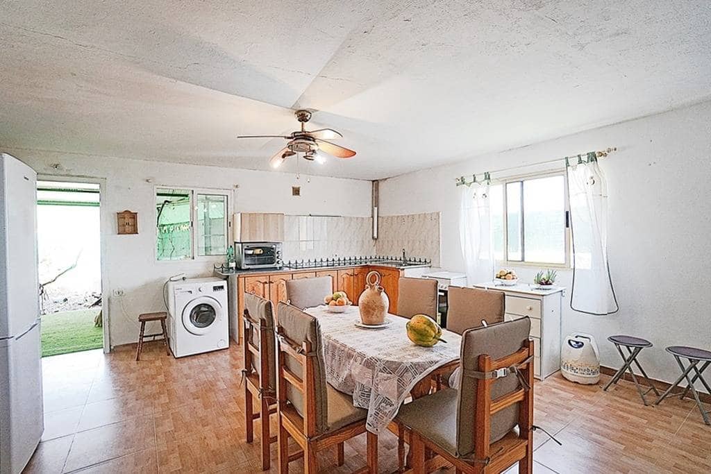 2 soveværelse Finca/Landehus til salg i Santa Maria de Guia de Gran Canaria med garage - € 320.000 (Ref: 8099813)