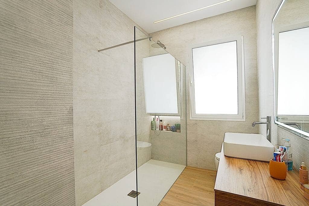 3 soveværelse Lejlighed til salg i Las Palmas de Gran Canaria - € 335.000 (Ref: 8108557)