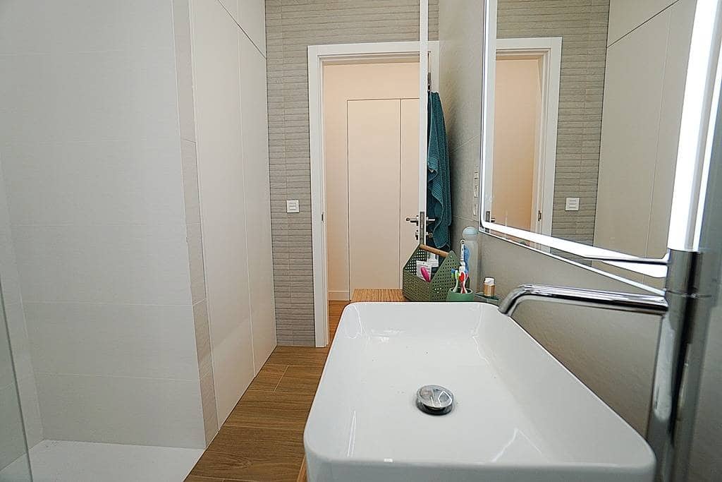 3 soveværelse Lejlighed til salg i Las Palmas de Gran Canaria - € 335.000 (Ref: 8108557)