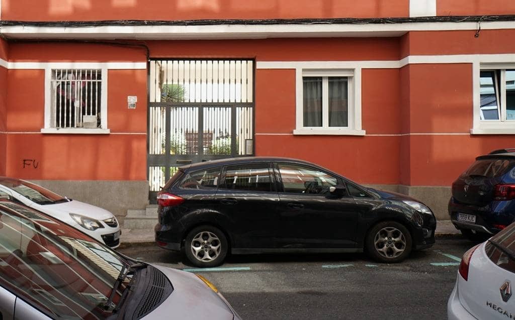 3 soveværelse Lejlighed til salg i Las Palmas de Gran Canaria - € 335.000 (Ref: 8108557)