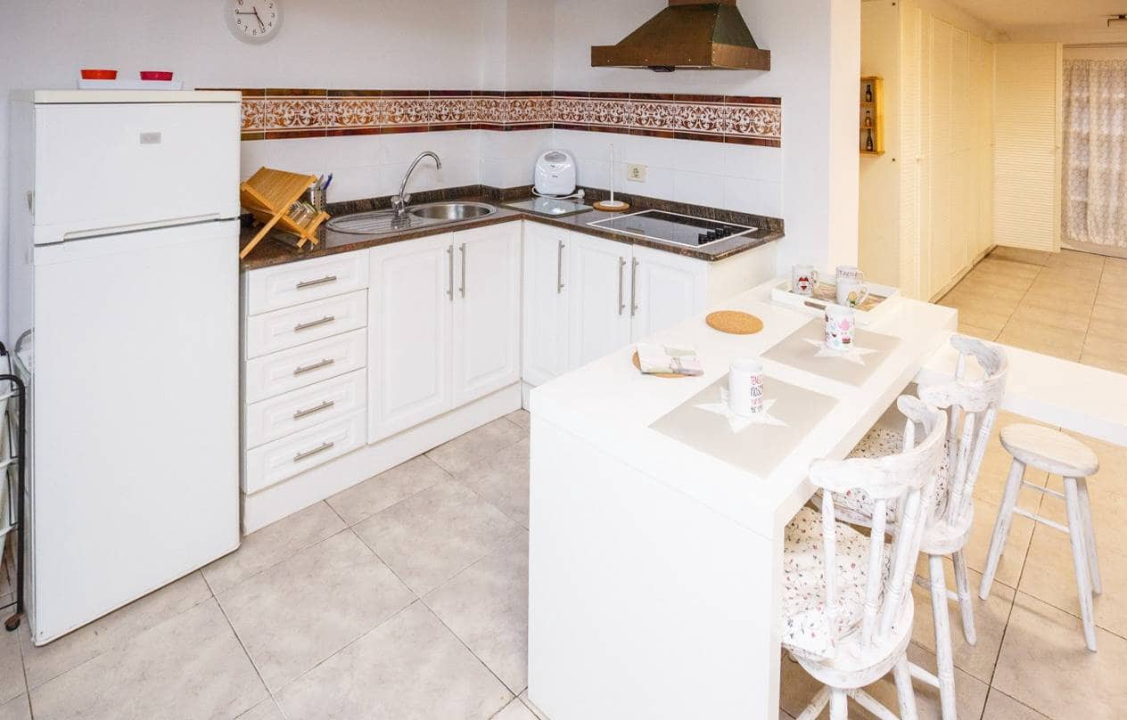 5 soveværelse Semi-Rækkehus til salg i Las Palmas de Gran Canaria - € 495.000 (Ref: 8117720)