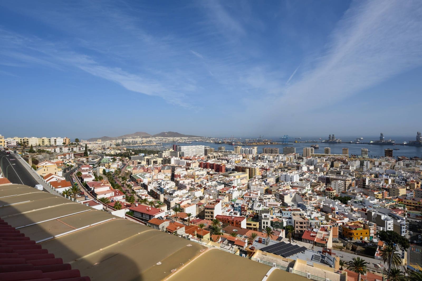 5 soveværelse Semi-Rækkehus til salg i Las Palmas de Gran Canaria - € 495.000 (Ref: 8117720)