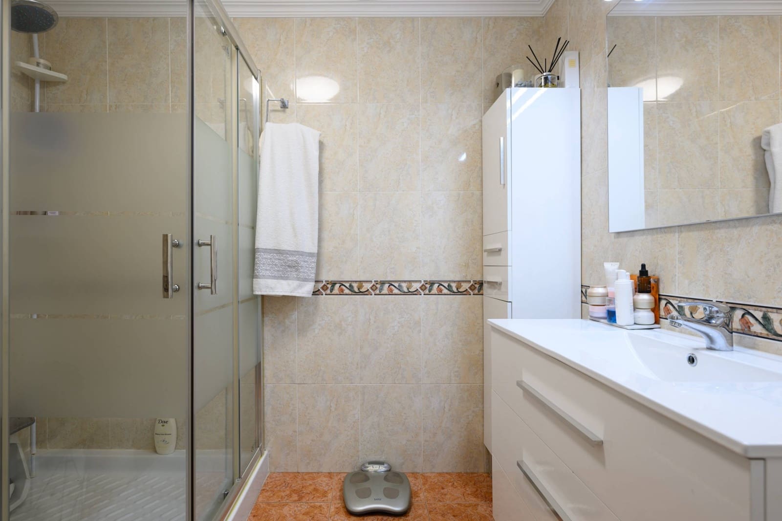 4 soveværelse Rækkehus til salg i Almatriche med garage - € 299.000 (Ref: 8119998)