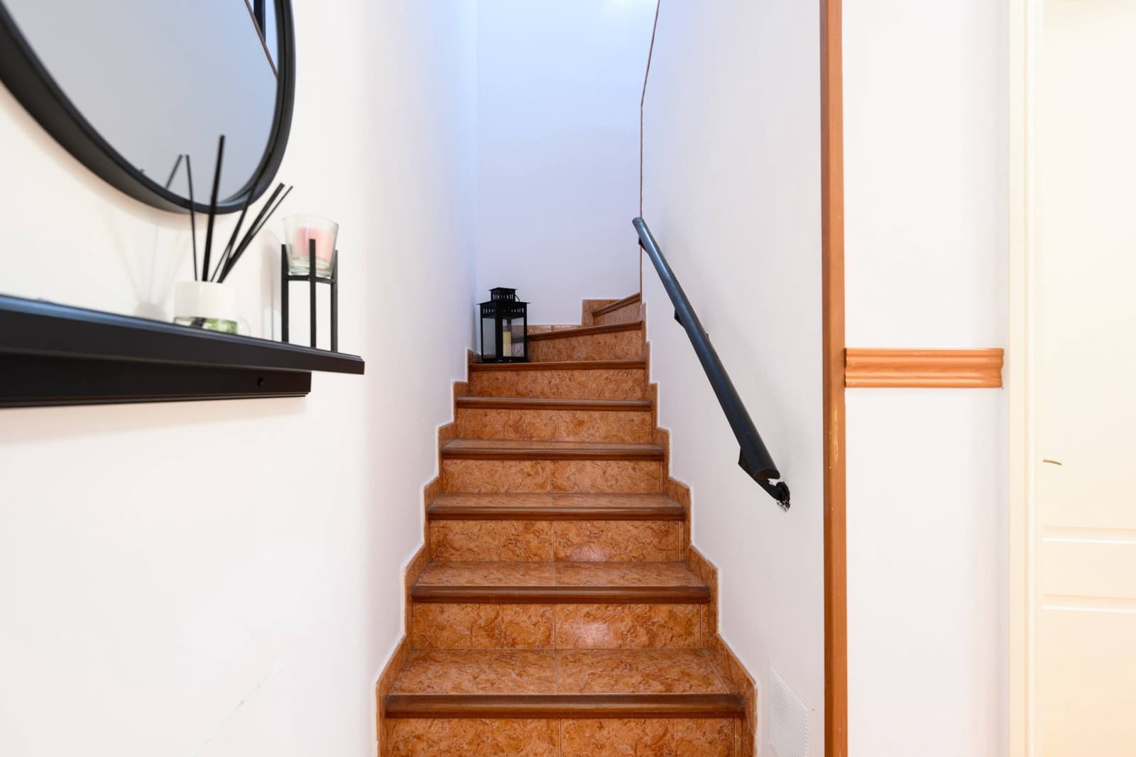 4 soveværelse Rækkehus til salg i Almatriche med garage - € 299.000 (Ref: 8119998)