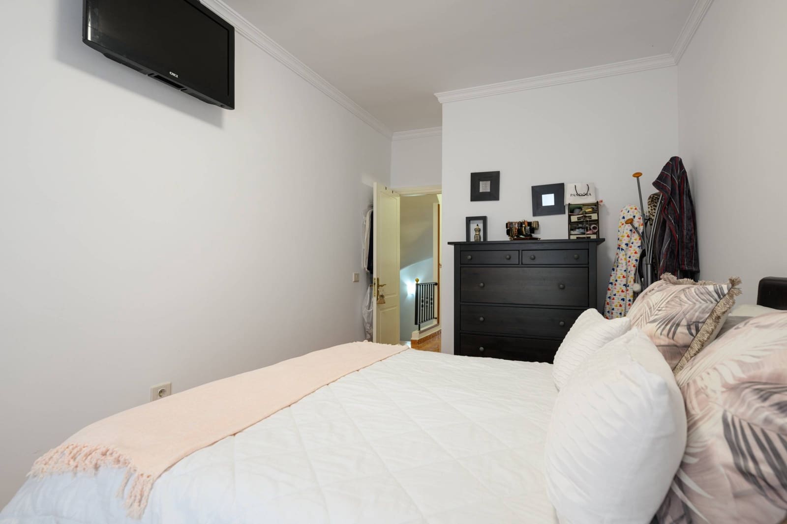 4 soveværelse Rækkehus til salg i Almatriche med garage - € 299.000 (Ref: 8119998)