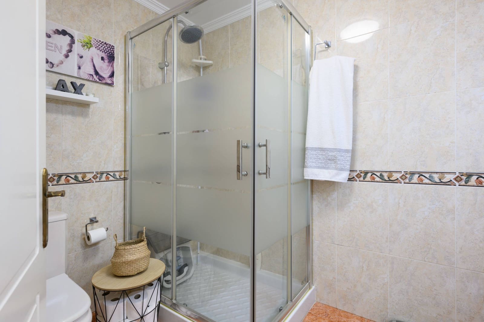 4 soveværelse Rækkehus til salg i Almatriche med garage - € 299.000 (Ref: 8119998)