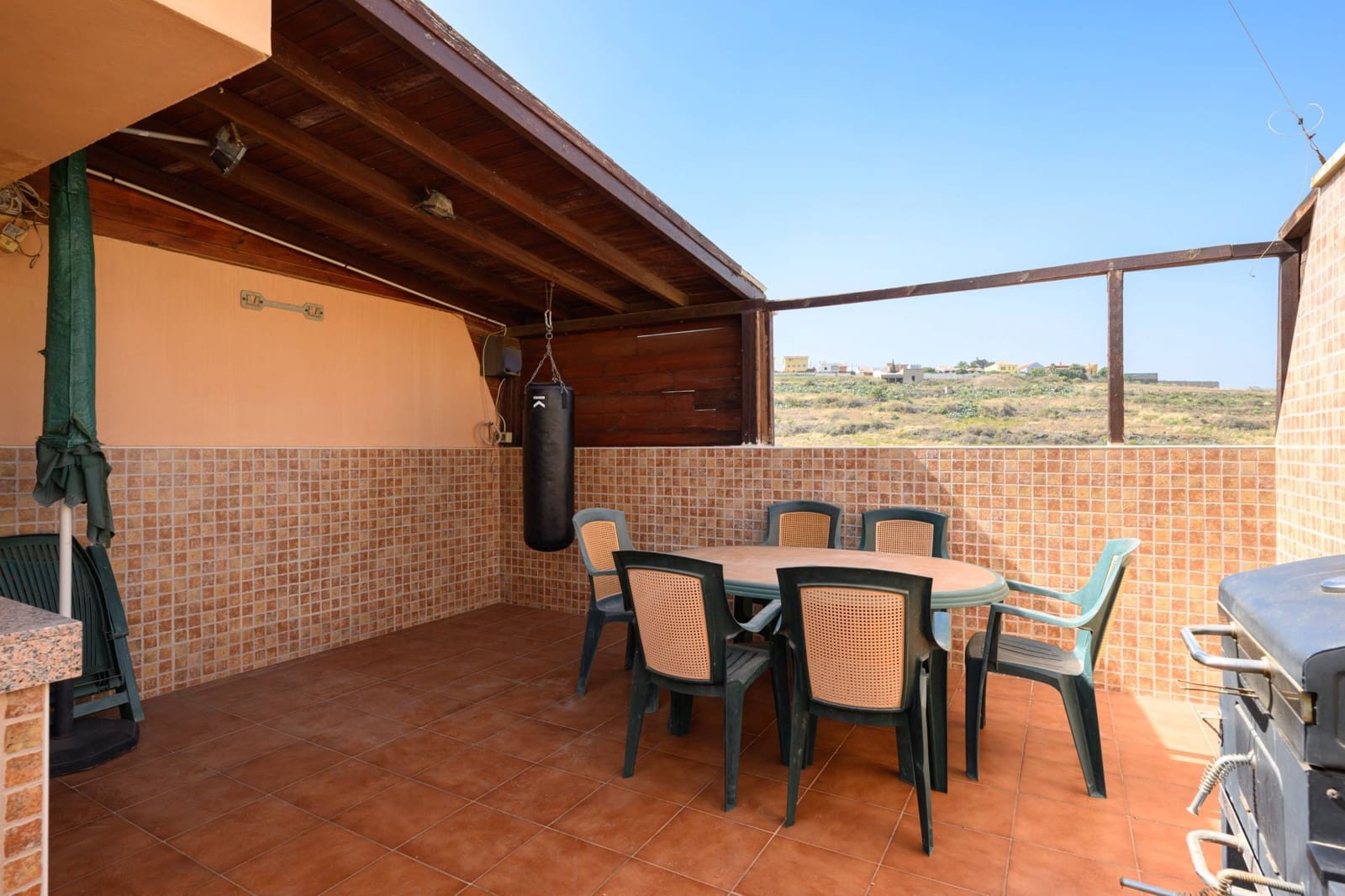 4 soveværelse Rækkehus til salg i Almatriche med garage - € 299.000 (Ref: 8119998)