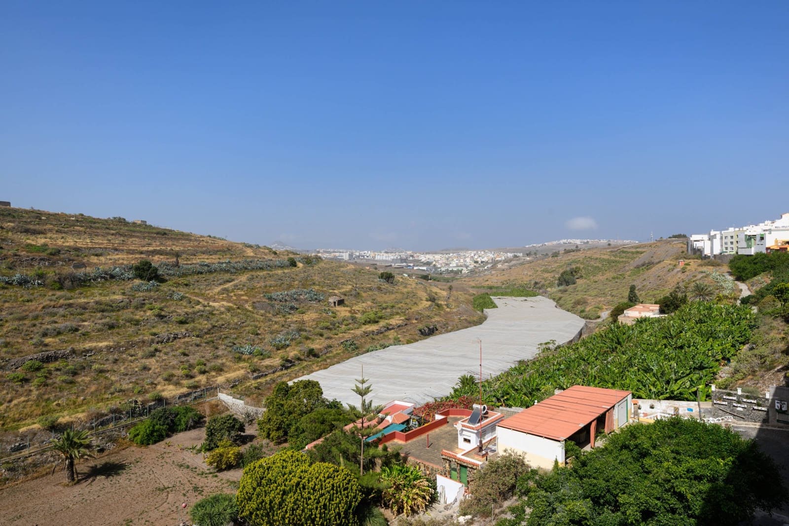 4 soveværelse Rækkehus til salg i Almatriche med garage - € 299.000 (Ref: 8119998)